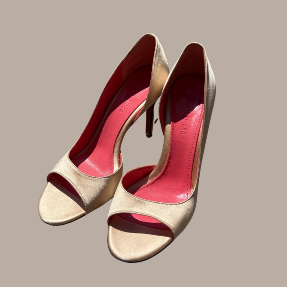 Judith Leiber Champagne Satin Peep Toe Heels 9